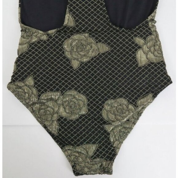Authentic CHANEL Camellia Lamé Swimsuit Vintage Rose 38 - Picture 4 of 10